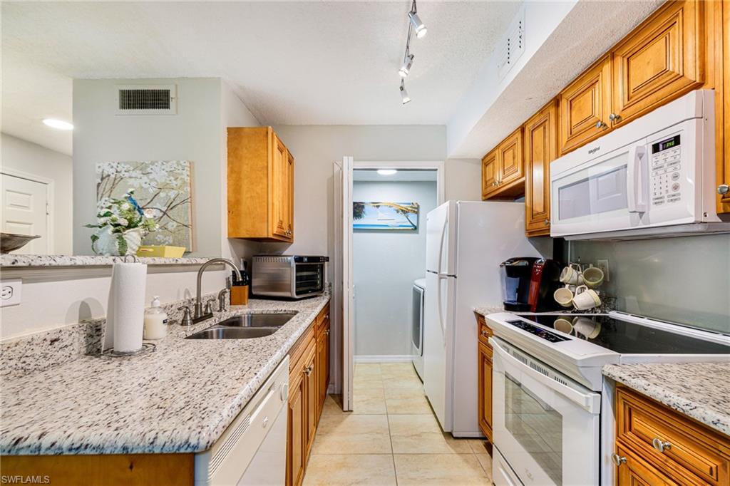 12620 Equestrian CIR 1705 photo 9