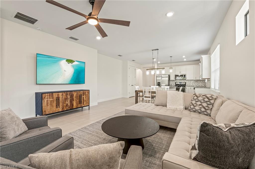 12350 Canal Grande DR photo 9