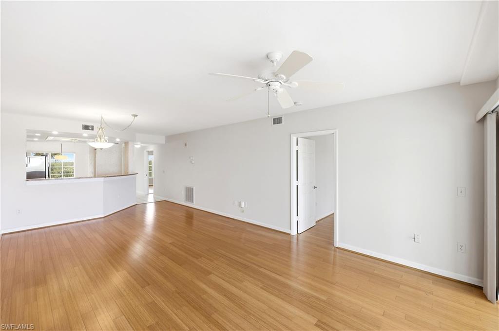 13105 Vanderbilt DR 407 photo 12