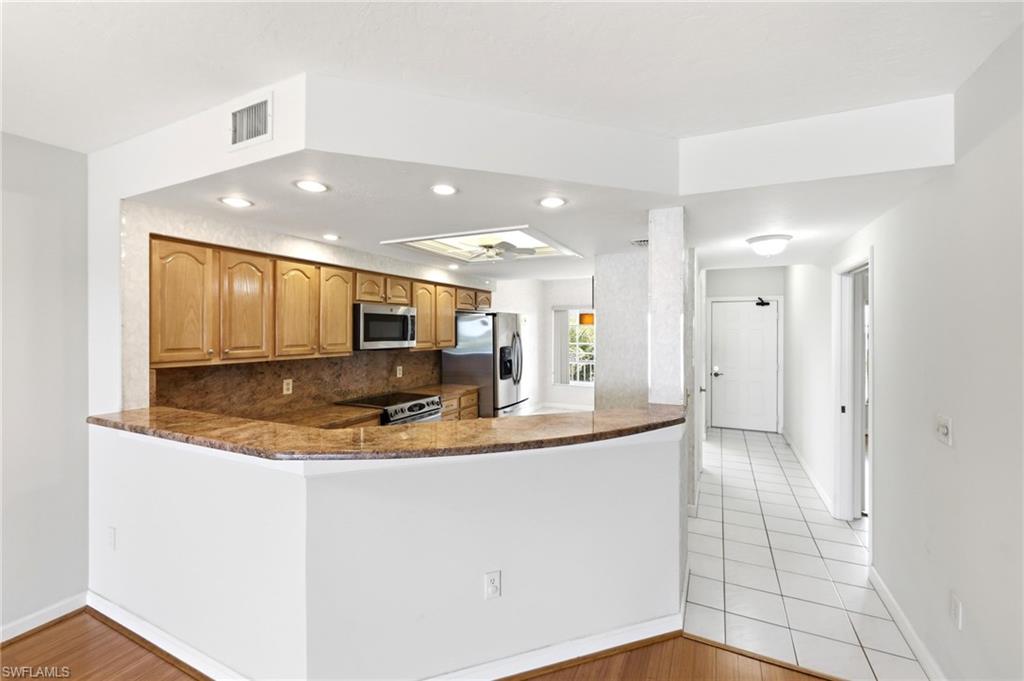 13105 Vanderbilt DR 407 photo 7