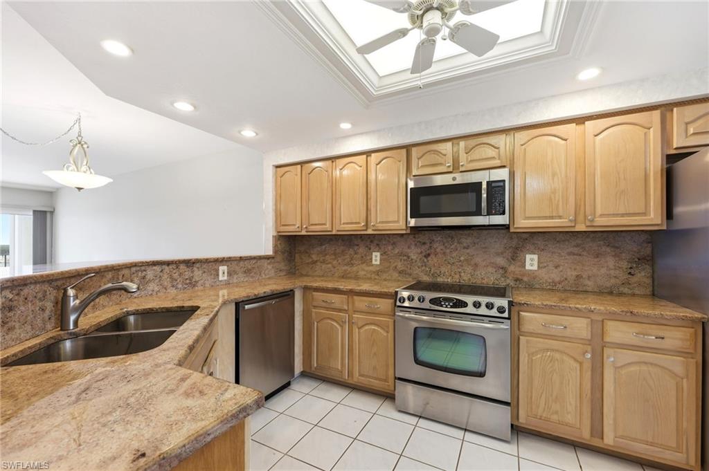 13105 Vanderbilt DR 407