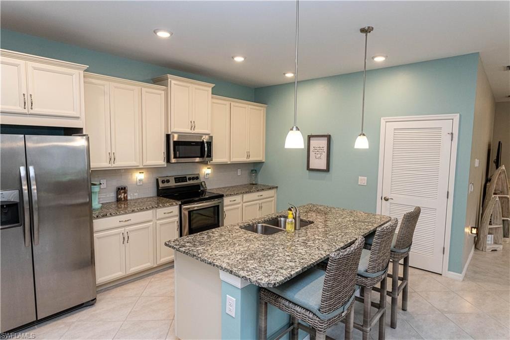 4431 Dutchess Park RD