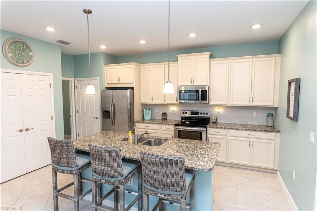 4431 Dutchess Park RD