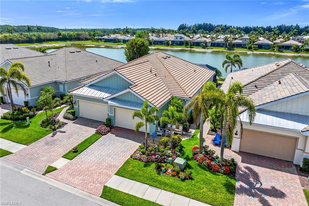 14815 Edgewater CIR photo 32