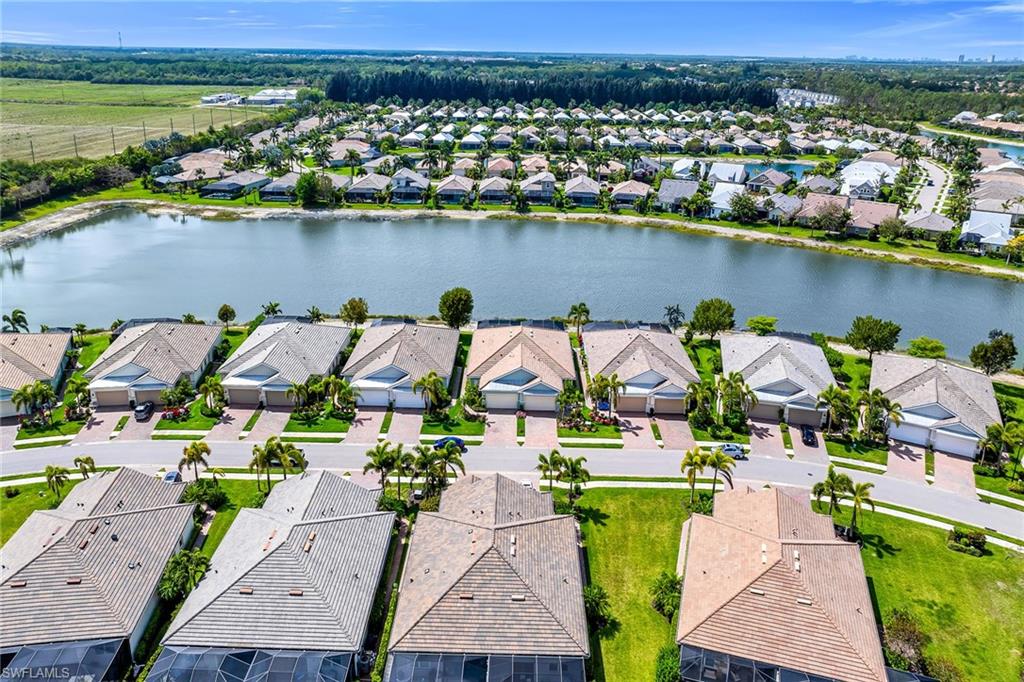 14815 Edgewater CIR photo 35