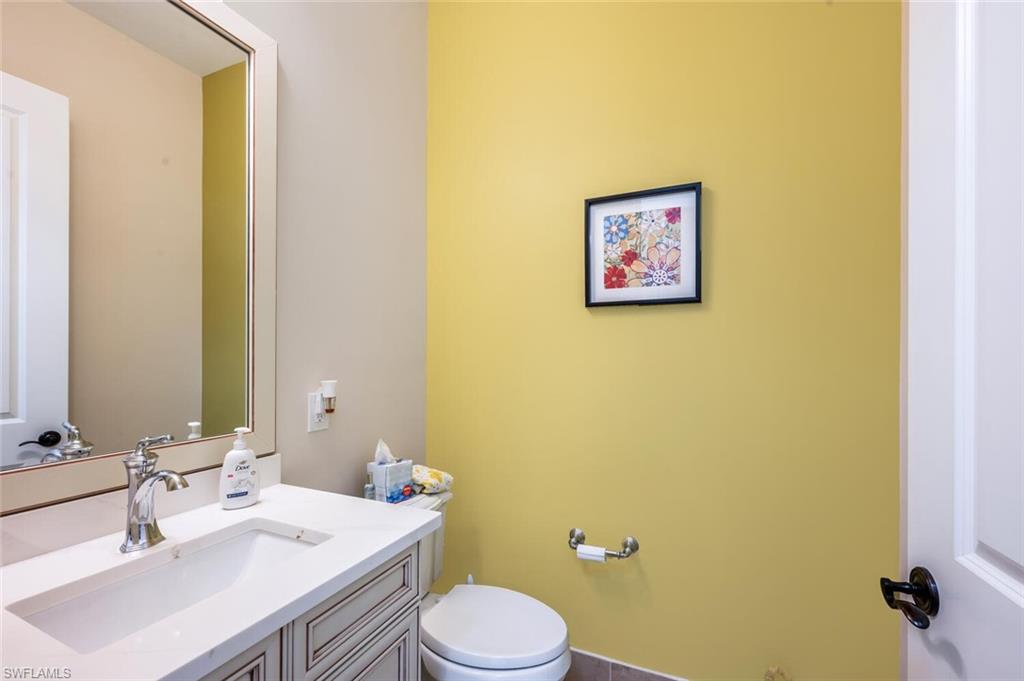 2343 Traditions CT photo 16