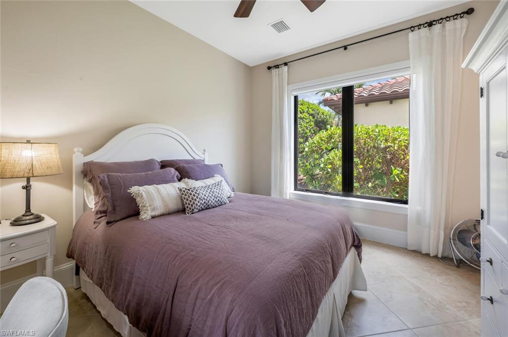 Queen Bed