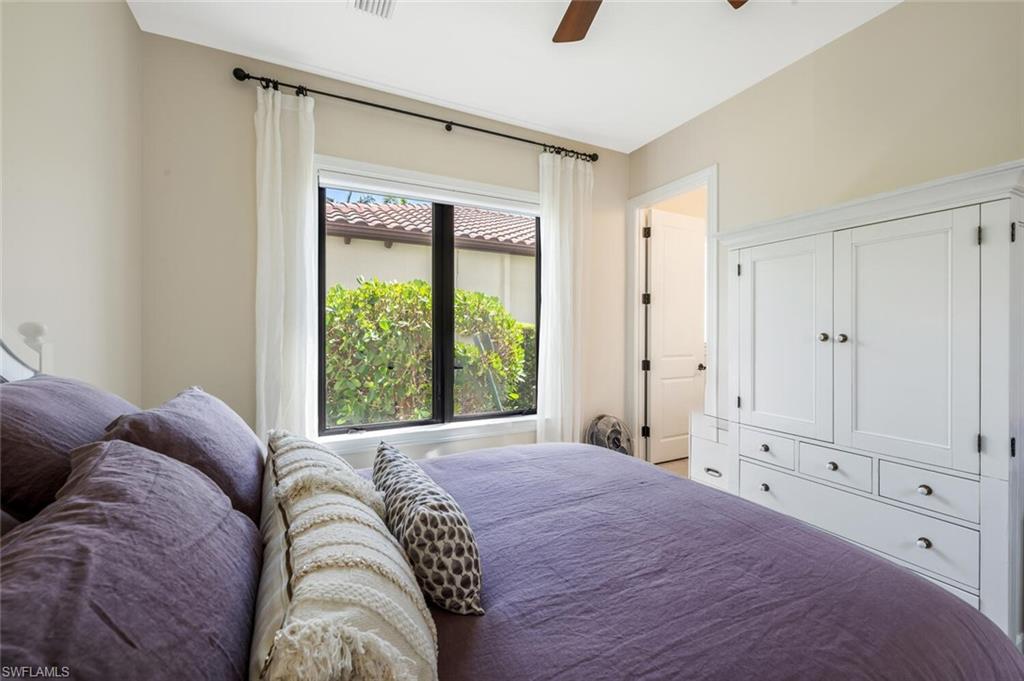 Queen Bed