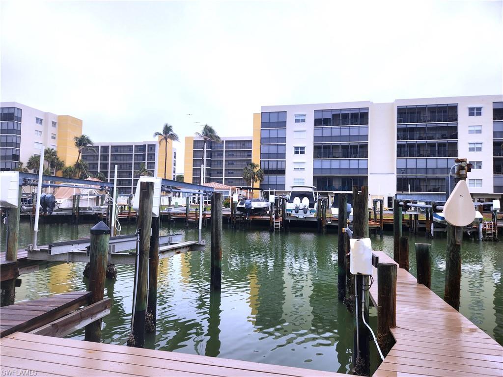 4511 Bay Beach Lane