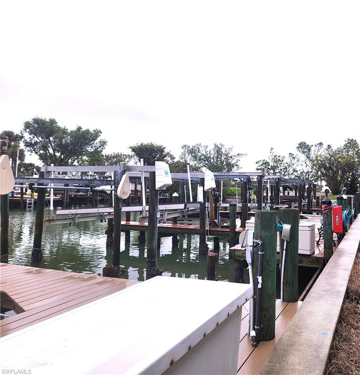 4511 Bay Beach Lane