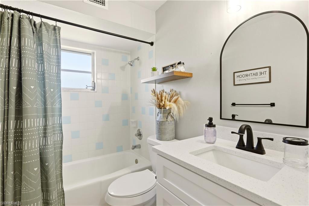 Hall Bathroom Tub/Shower Combo