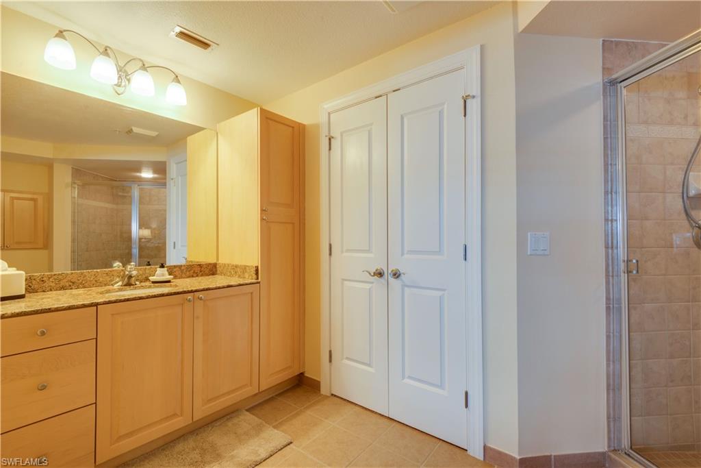 2825 Palm Beach BLVD 219 photo 9