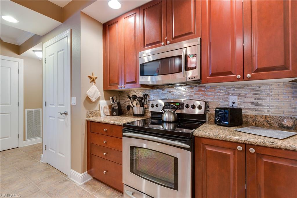 2825 Palm Beach BLVD 219 photo 10