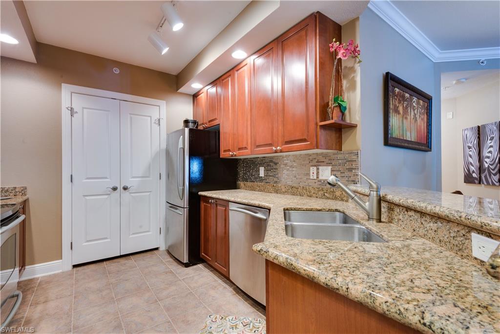 2825 Palm Beach BLVD 219 photo 11