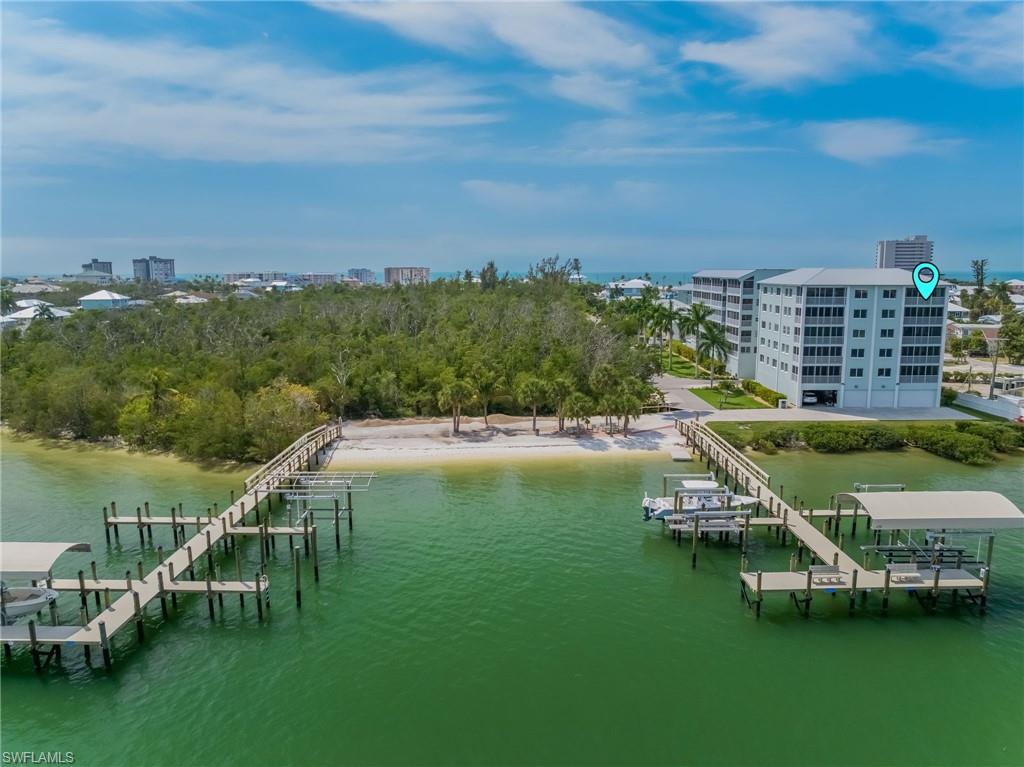 Two piers with this condo owning one of the end of B dock
