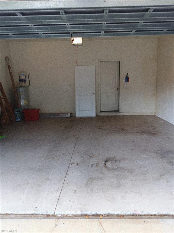9894 Colonial WALK N photo 9