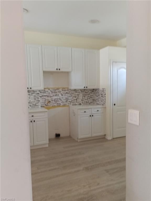 9894 Colonial WALK N photo 8