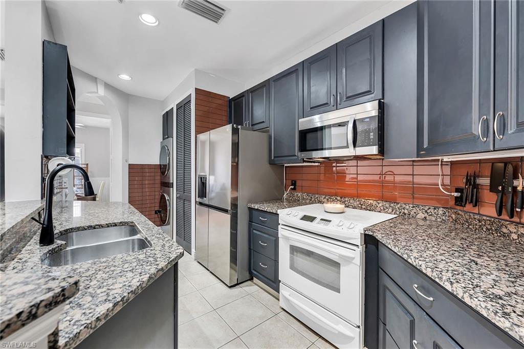 1415 Sweetwater CV 102