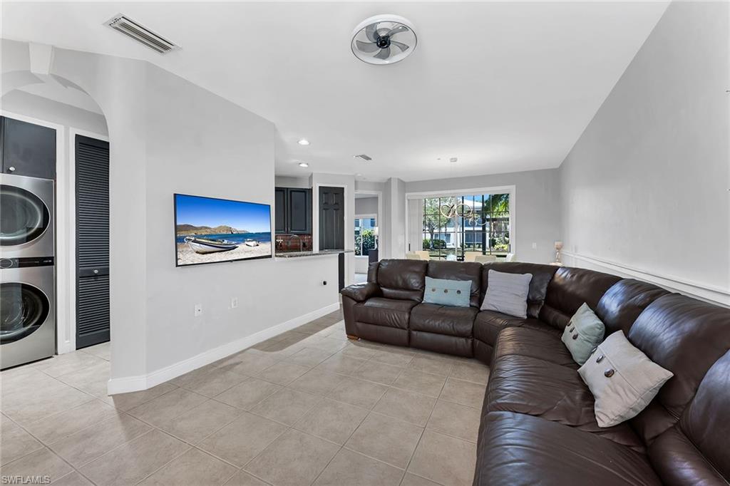 1415 Sweetwater CV 102