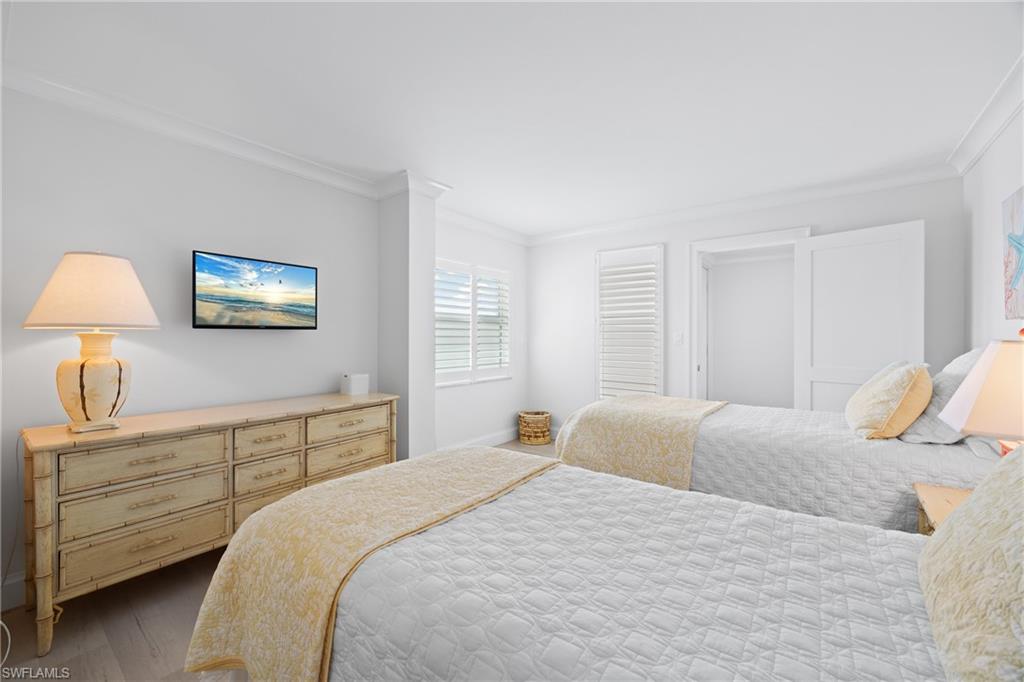 3443 Gulf Shore BLVD N 509 photo 16