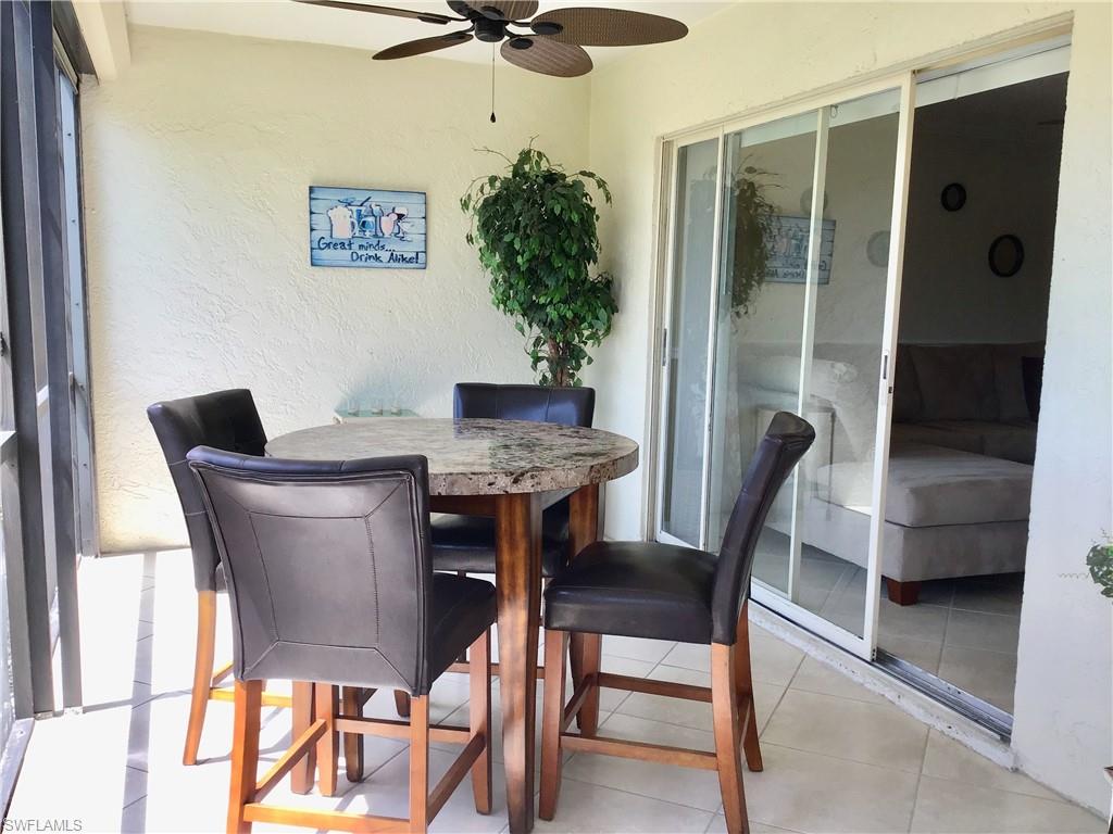 Sitting area on the lanai