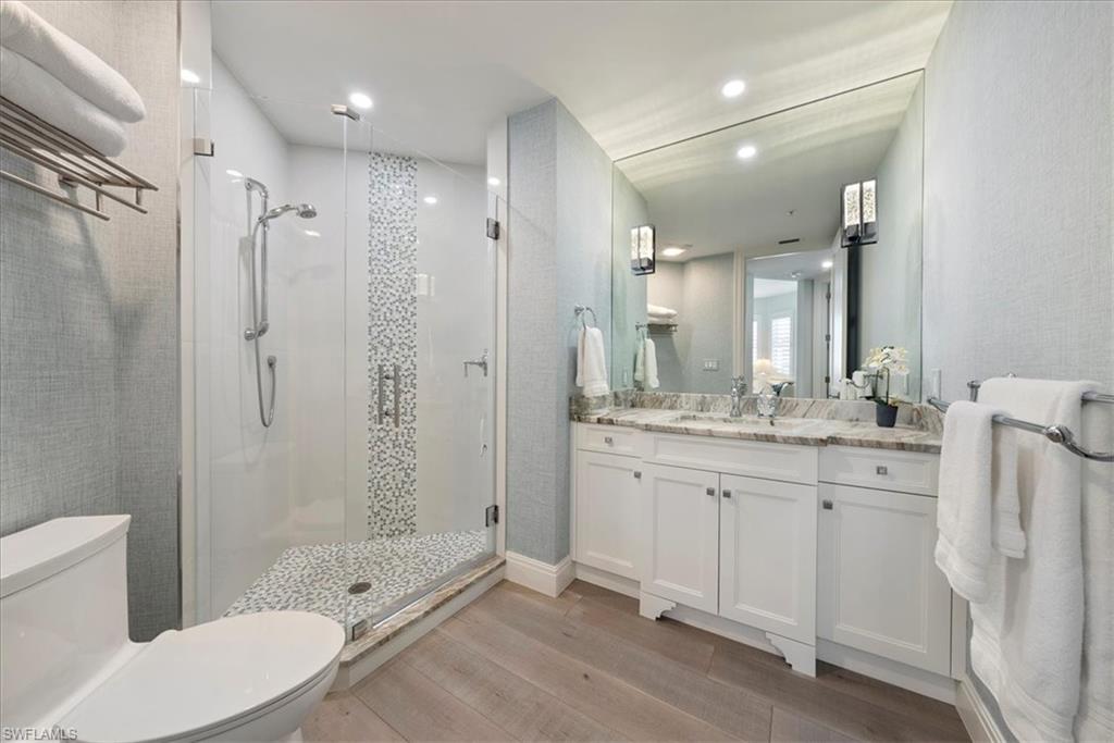 410 Flagship DR 601 photo 28
