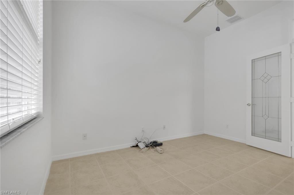9404 Springview LOOP photo 22