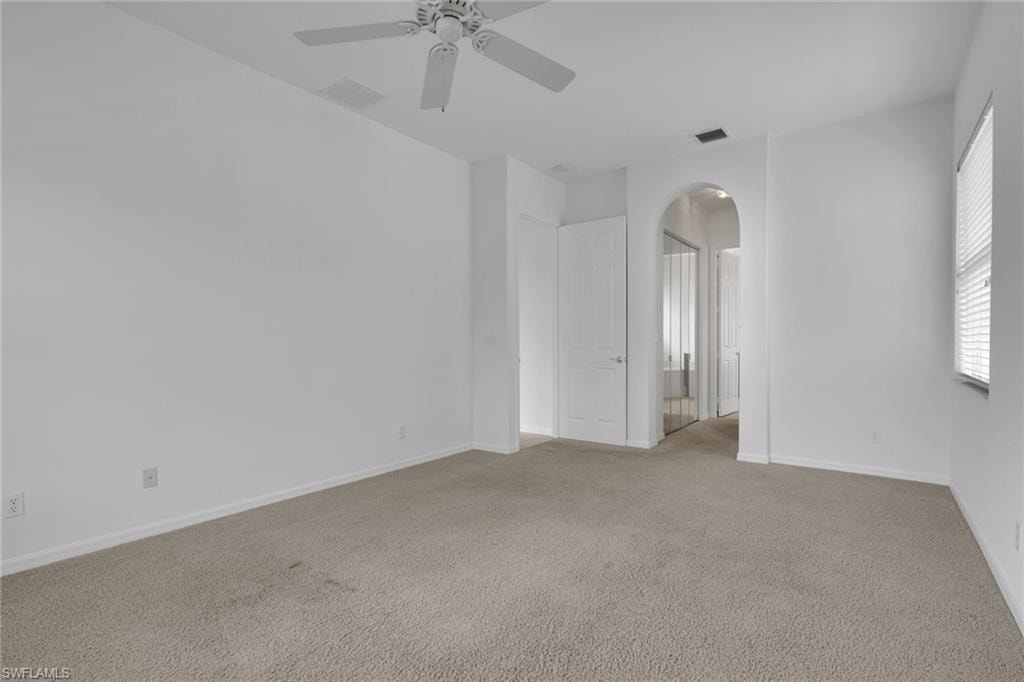 9404 Springview LOOP photo 15