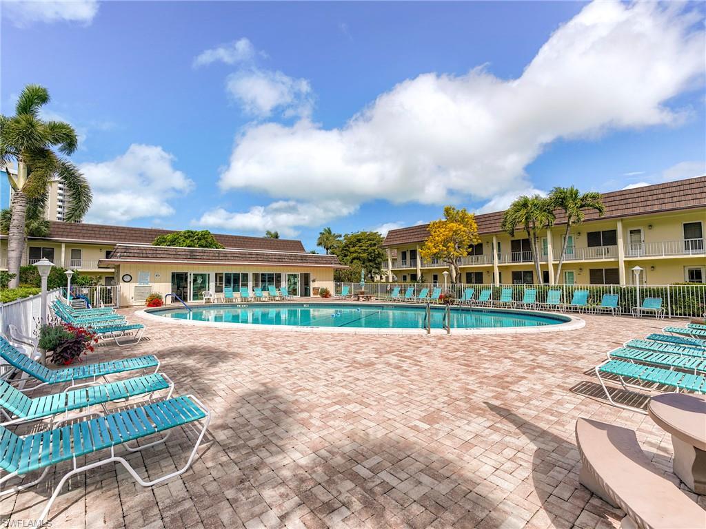 Community pool