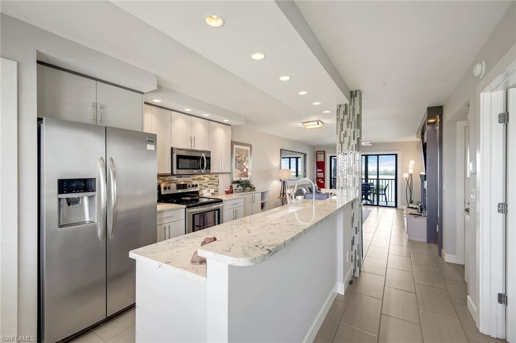 4835 Bonita Beach RD 603 photo 7