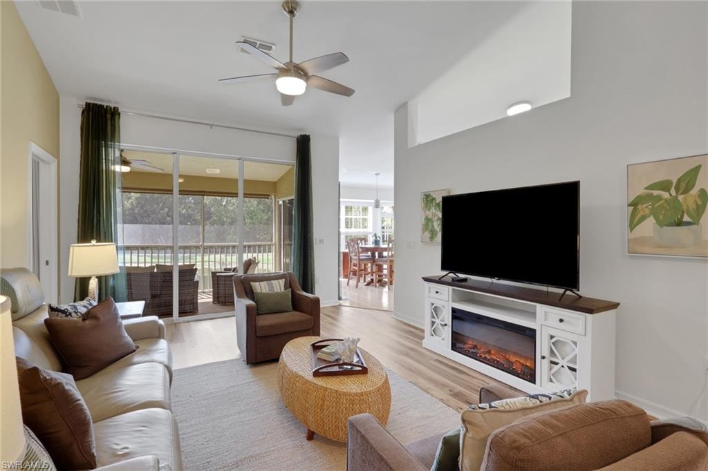 20300 Calice CT 1104 photo 8