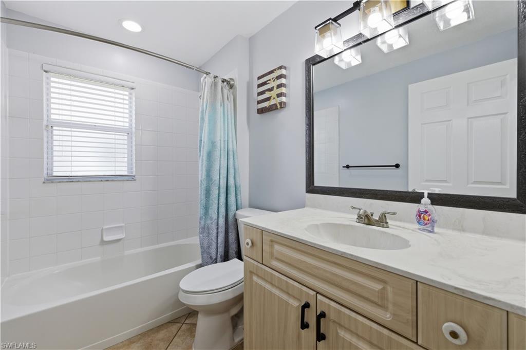 5778 Greenwood CIR photo 9