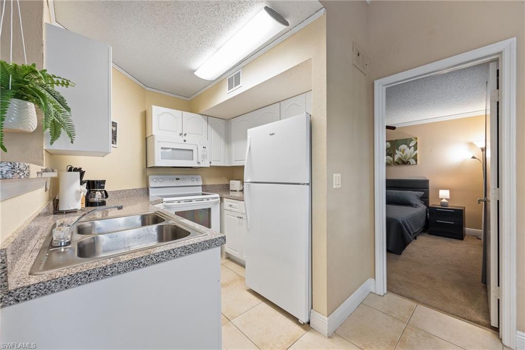 12550 Equestrian CIR 602 photo 10