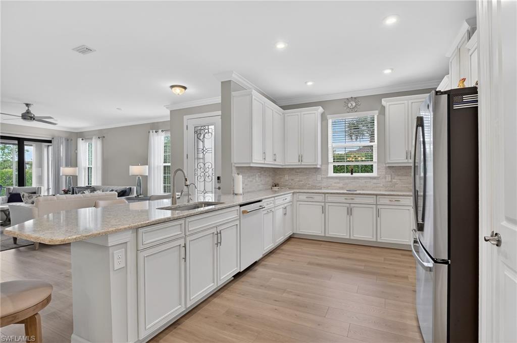 15234 Tolmino ST photo 21