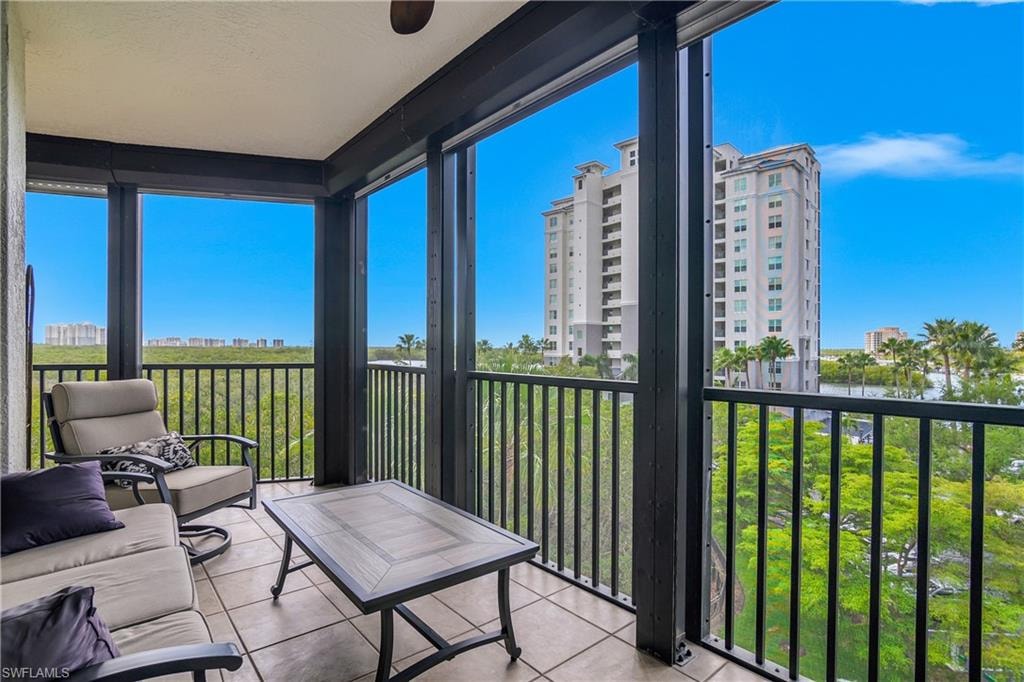 425 Cove Tower DR 504 photo 9
