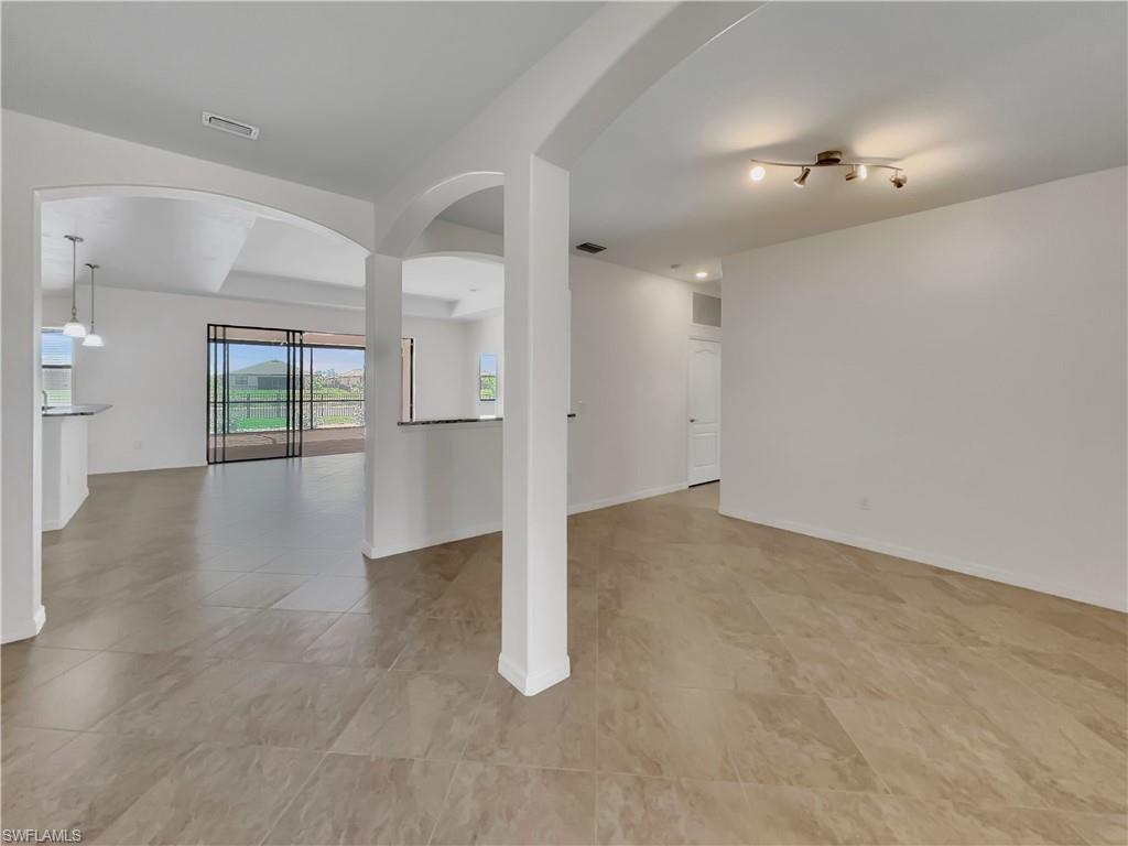 14354 Mindello DR photo 6