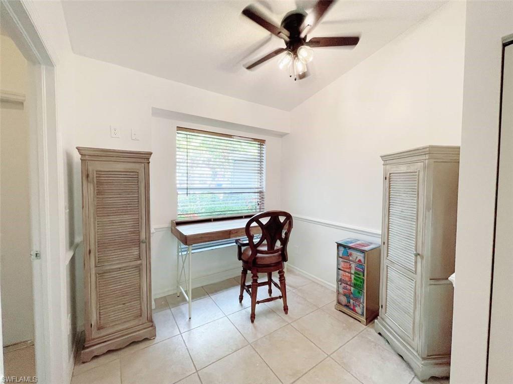 2037 Crown Pointe BLVD photo 11