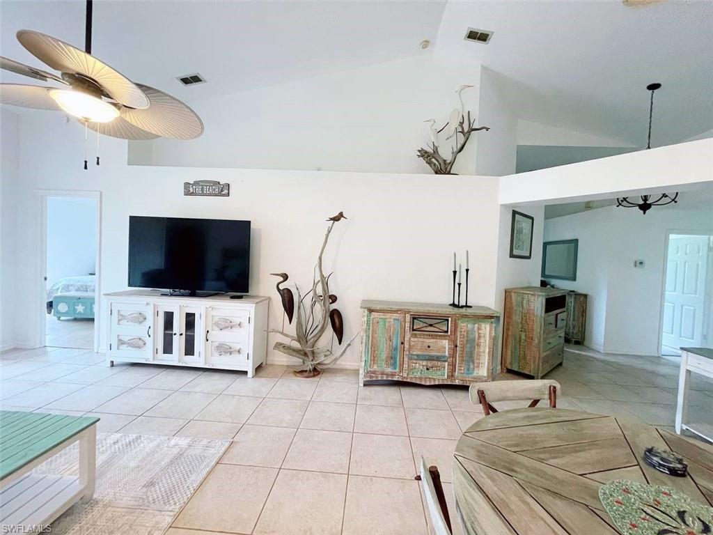 2037 Crown Pointe BLVD photo 19