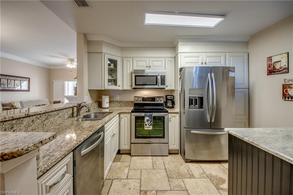 15370 Bellamar CIR 3411 photo 12