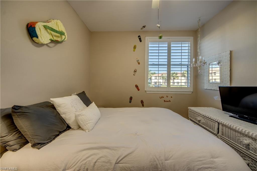 15370 Bellamar CIR 3411 photo 32