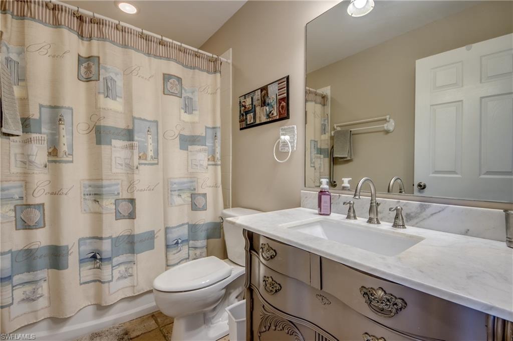15370 Bellamar CIR 3411 photo 34