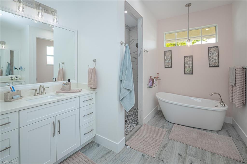 1244 NW 37th AVE photo 20