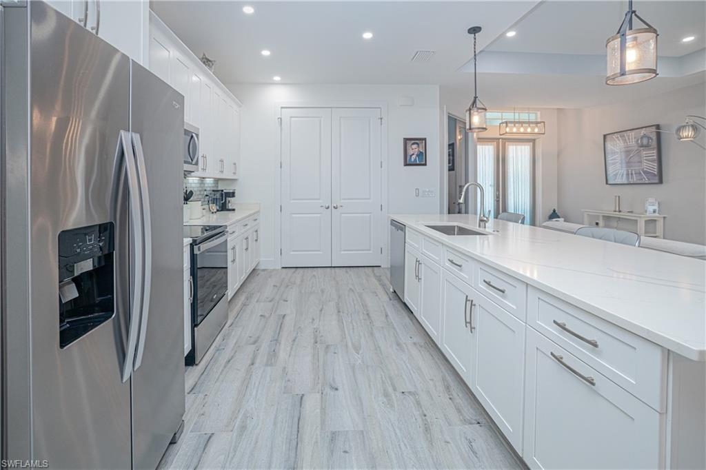 1244 NW 37th AVE photo 15