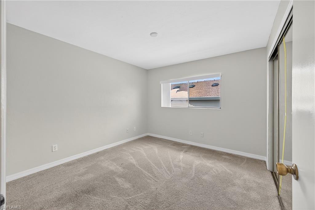 8421 N Haven LN B photo 18