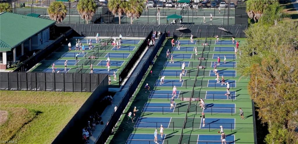 Pickleball at The Commons