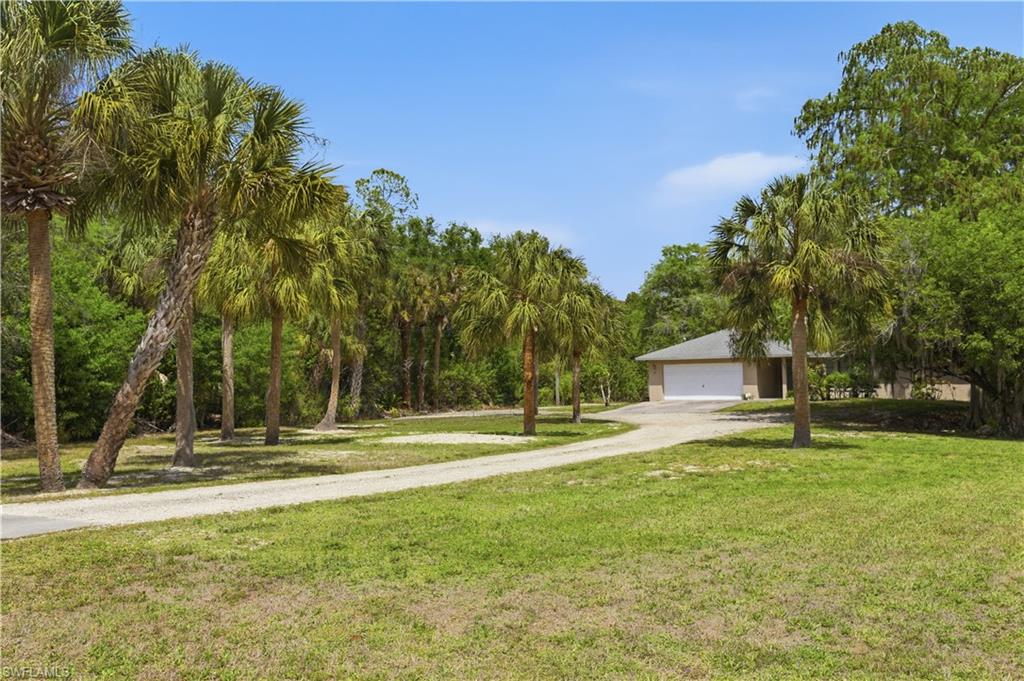 5681 Bur Oaks LN photo 6