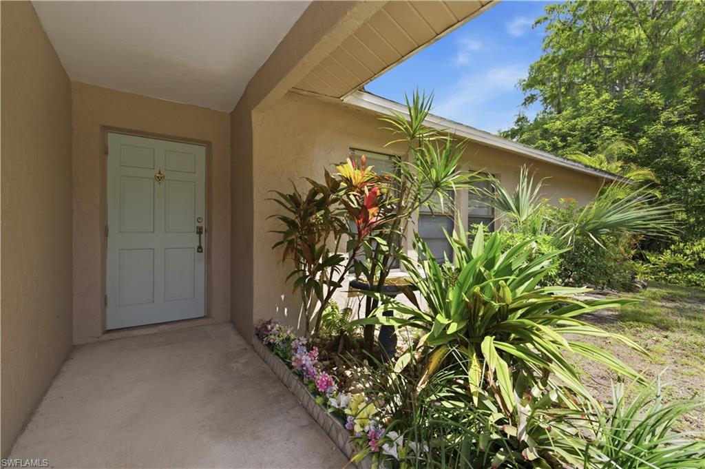 5681 Bur Oaks LN photo 10