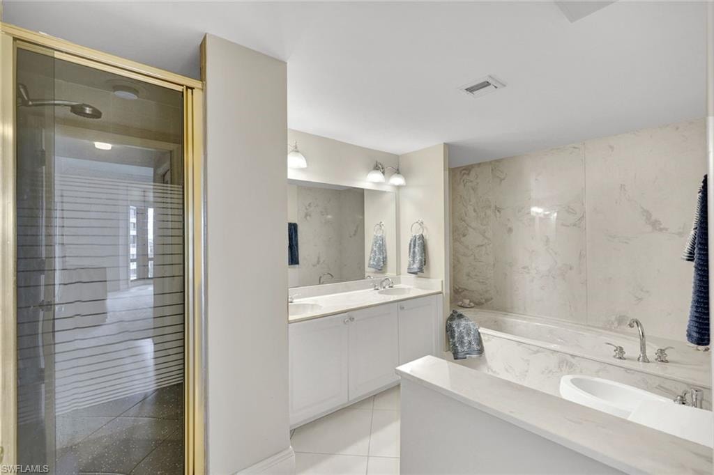 220 COLLIER BLVD PH-C photo 16