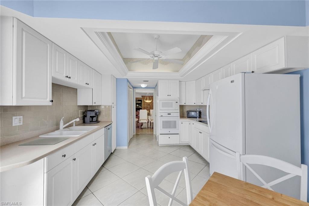 220 COLLIER BLVD PH-C photo 9