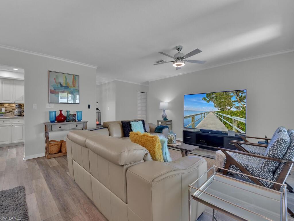 4263 Island CIR D photo 17